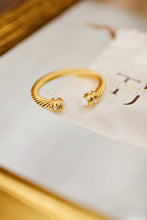 Load image into Gallery viewer, Tiffani Stone Cuff