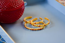 Load image into Gallery viewer, Sophie Cuff
