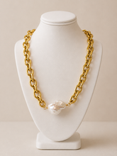 Load image into Gallery viewer, Baroque Pearl Necklace
