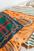 Load image into Gallery viewer, Scarf
